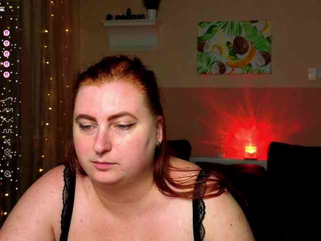 Aliciaredluv webcam