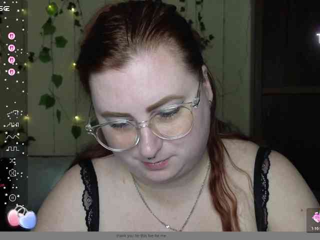 Aliciaredluv webcam