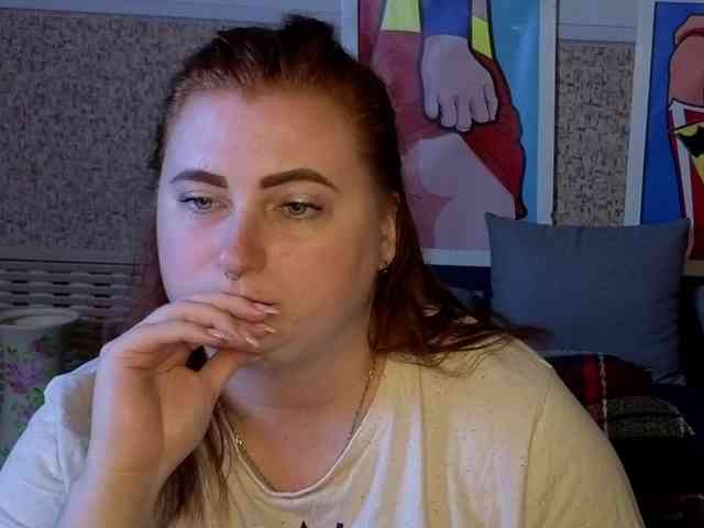 Aliciaredluv webcam
