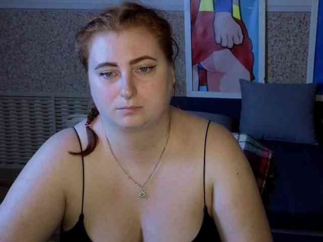 Aliciaredluv webcam