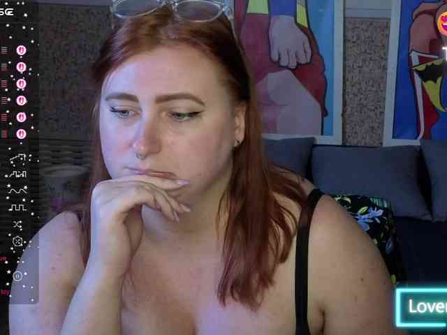 Aliciaredluv webcam