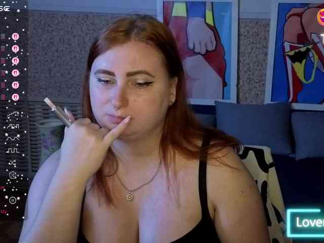 Aliciaredluv webcam