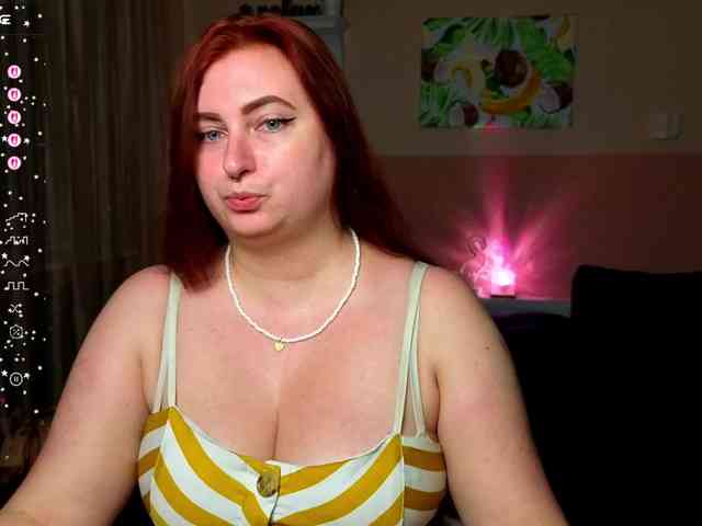 Aliciaredluv webcam