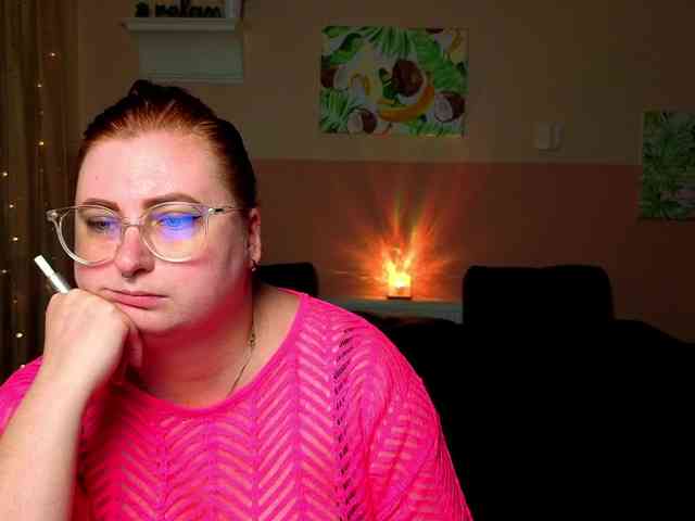 Aliciaredluv webcam