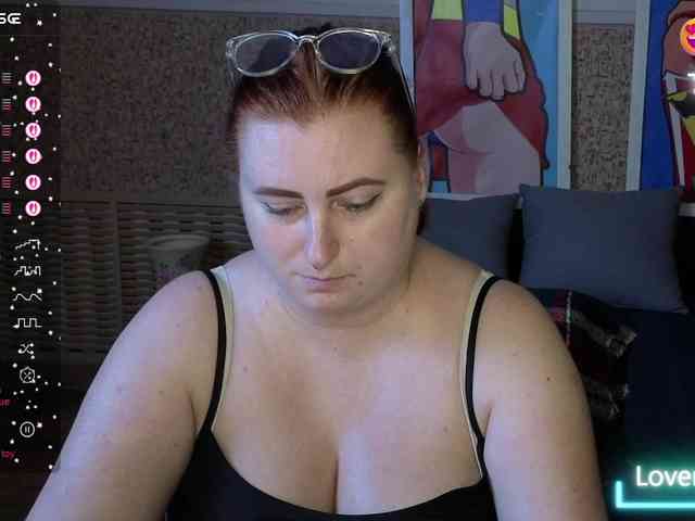 Aliciaredluv webcam