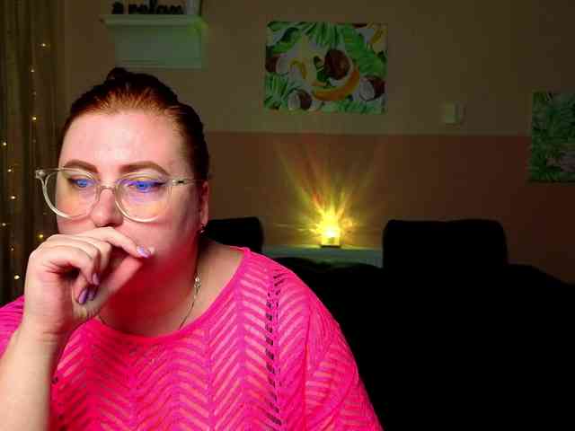 Aliciaredluv webcam