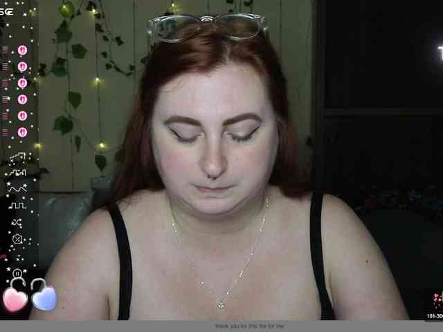 Aliciaredluv webcam
