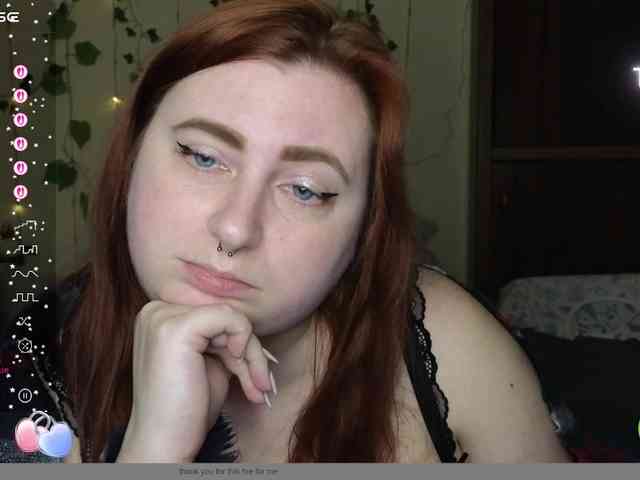 Aliciaredluv webcam