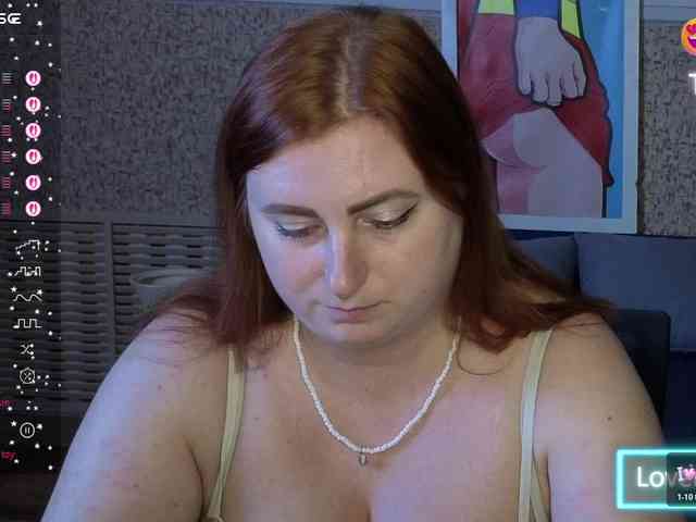 Aliciaredluv webcam