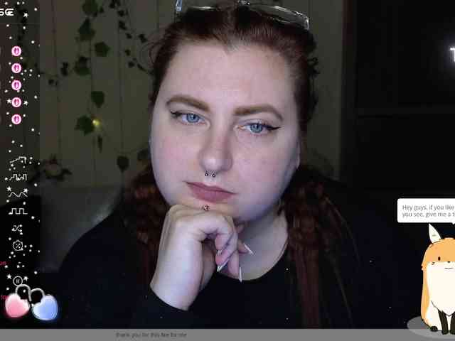 Aliciaredluv webcam