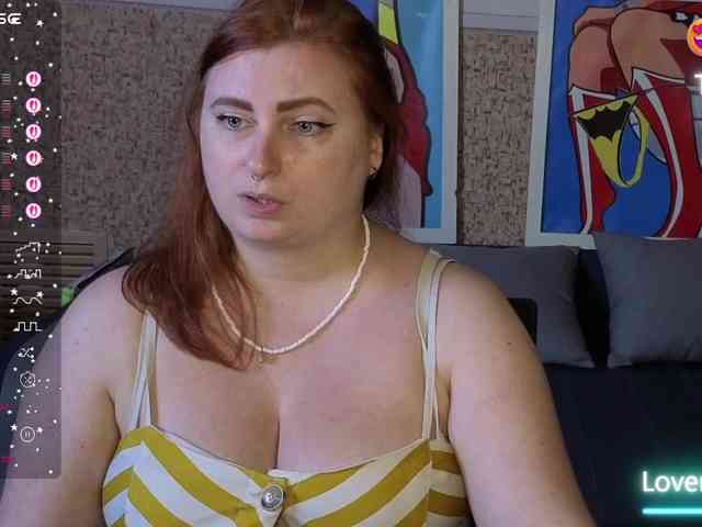 Aliciaredluv webcam
