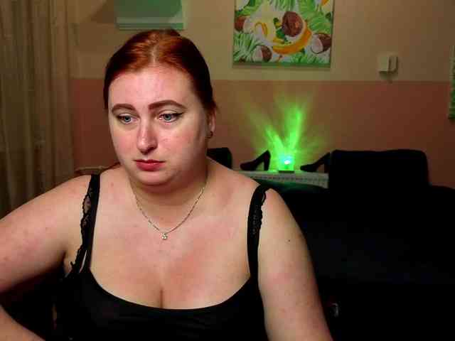 Aliciaredluv webcam