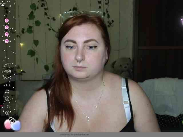 Aliciaredluv webcam