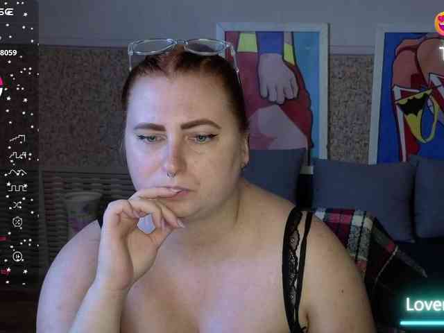 Aliciaredluv Live Webcam on BongaCams
