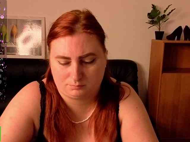 Aliciaredluv webcam