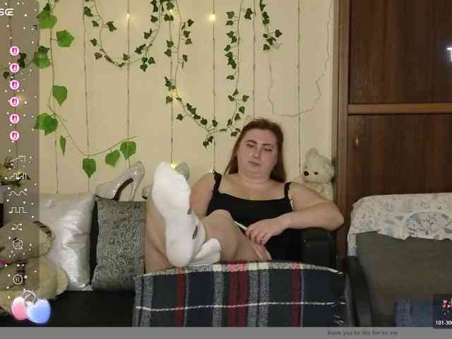 Aliciaredluv webcam