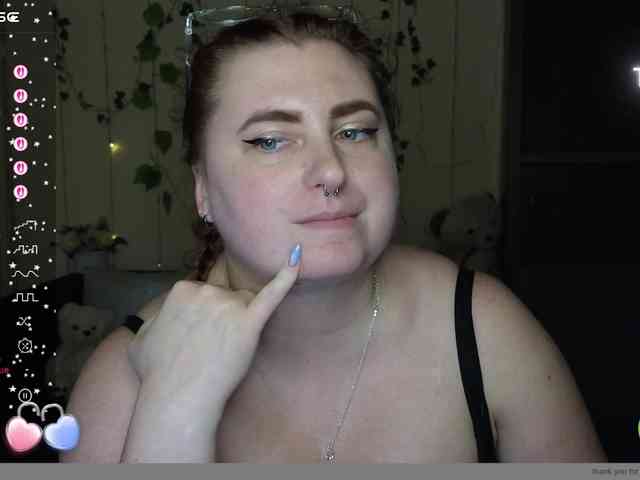 Aliciaredluv webcam