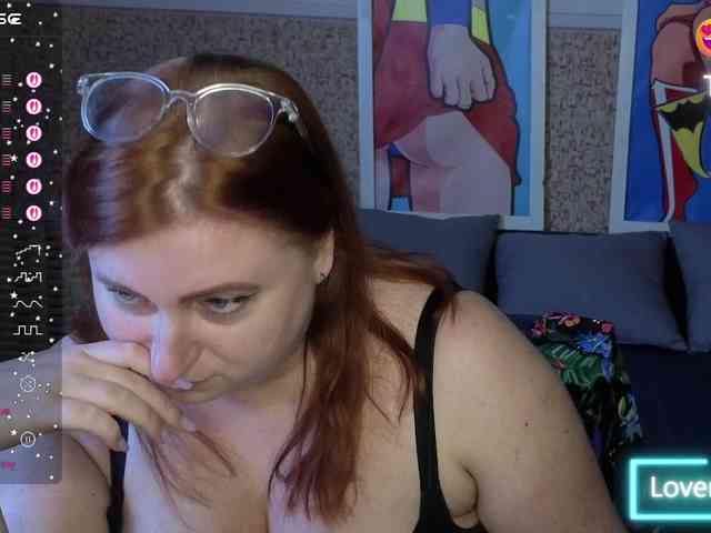 Aliciaredluv webcam