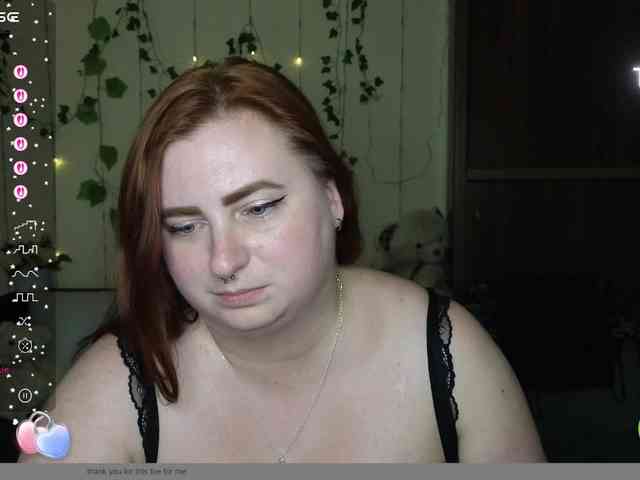 Aliciaredluv webcam