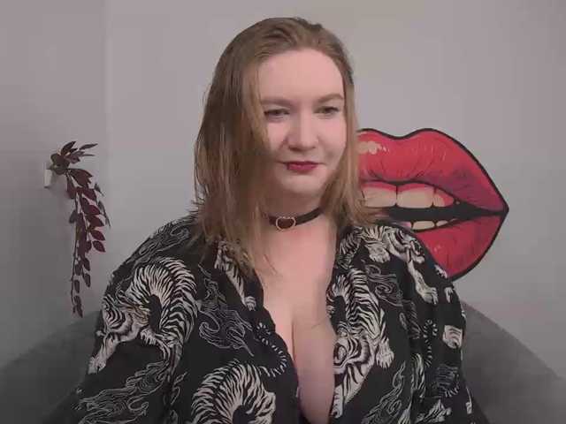 NikkiWild live cam preview