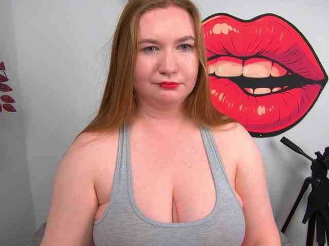 NikkiWild webcam