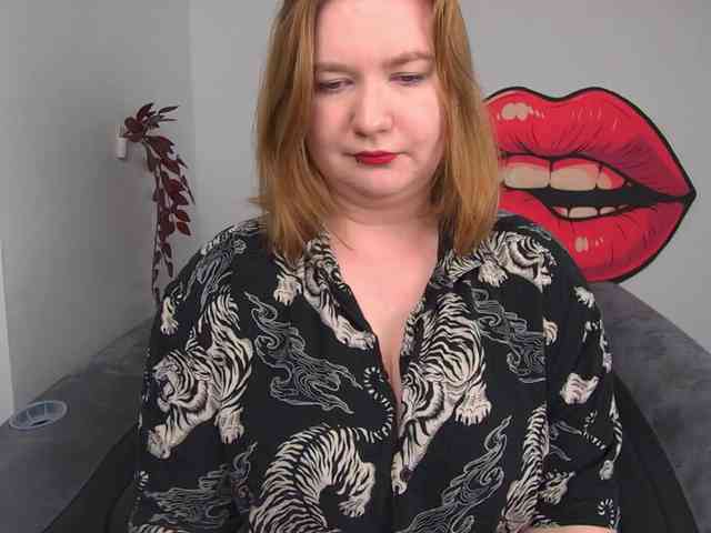 NikkiWild webcam