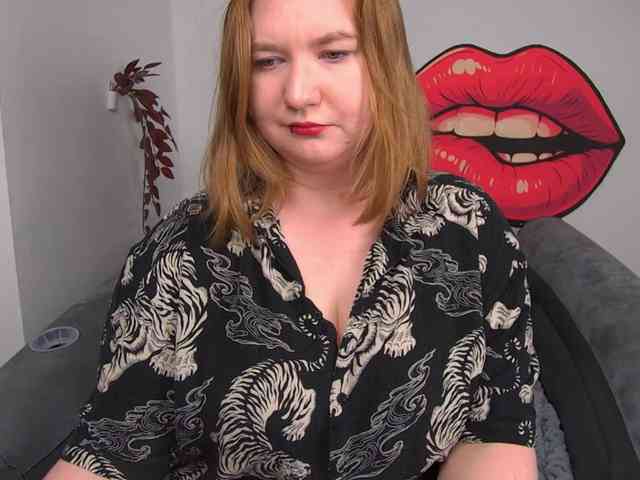 NikkiWild webcam