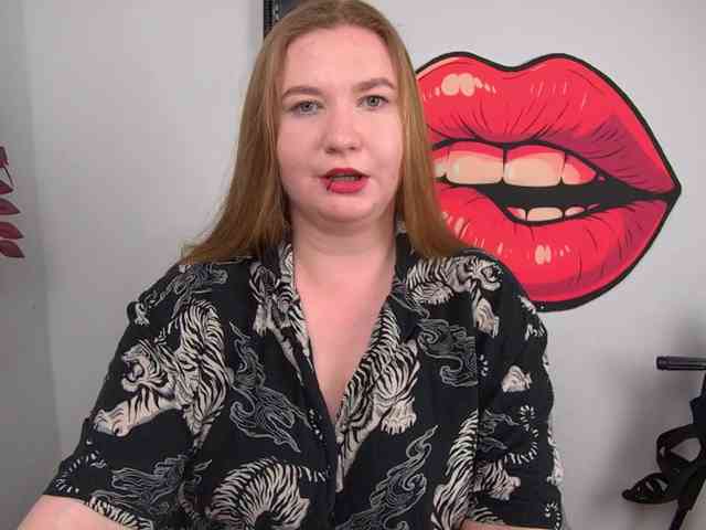 NikkiWild webcam