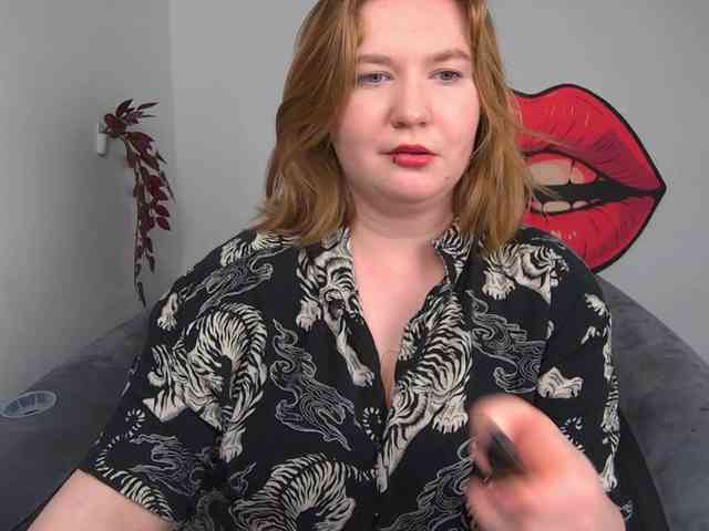 NikkiWild webcam