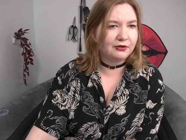 NikkiWild webcam