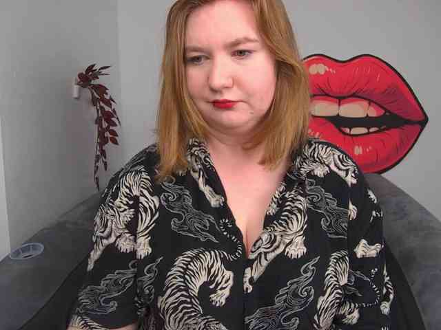 NikkiWild webcam