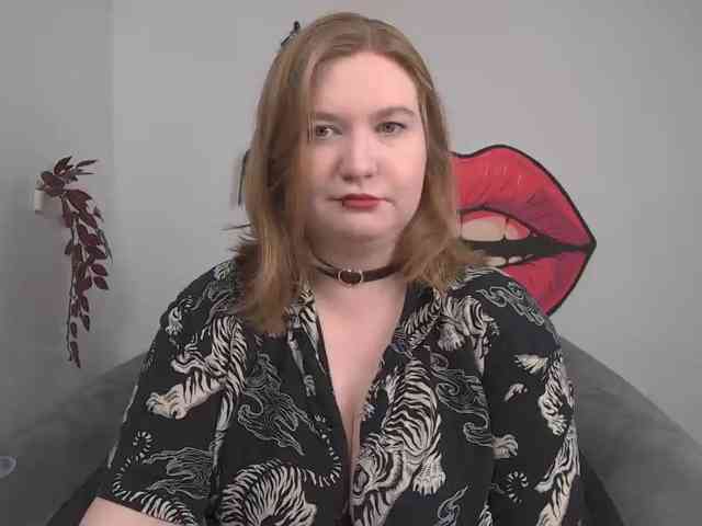 NikkiWild webcam