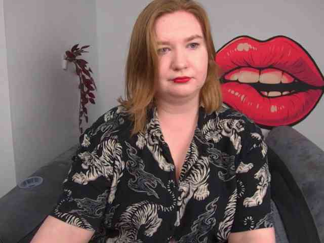 NikkiWild webcam