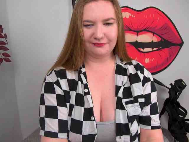 NikkiWild webcam