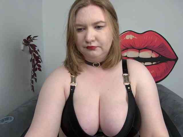 NikkiWild webcam