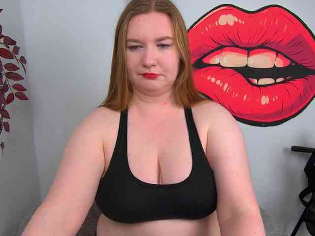 NikkiWild webcam