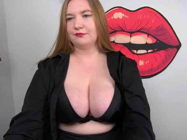 NikkiWild webcam