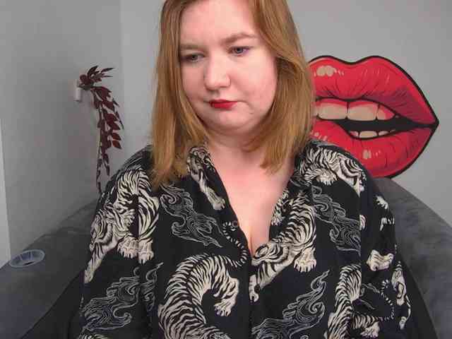 NikkiWild webcam