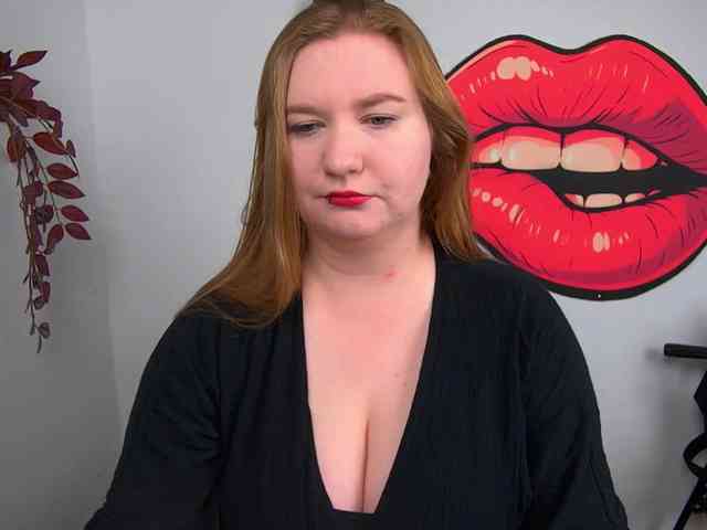 NikkiWild webcam