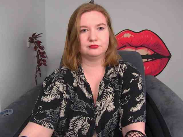 NikkiWild webcam
