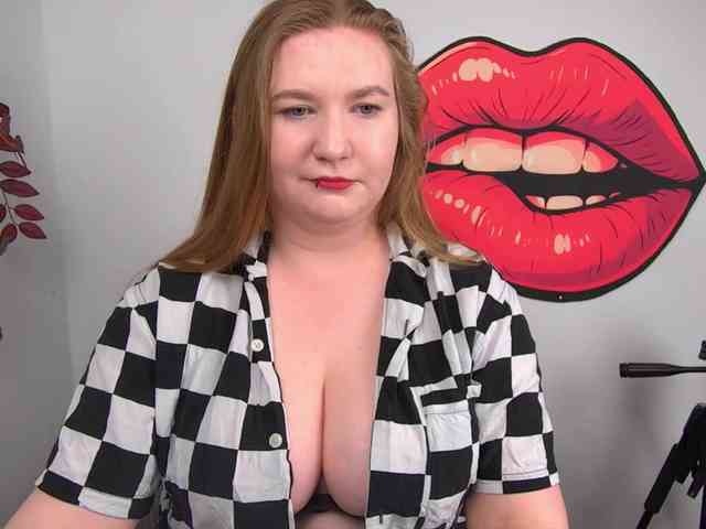 NikkiWild webcam
