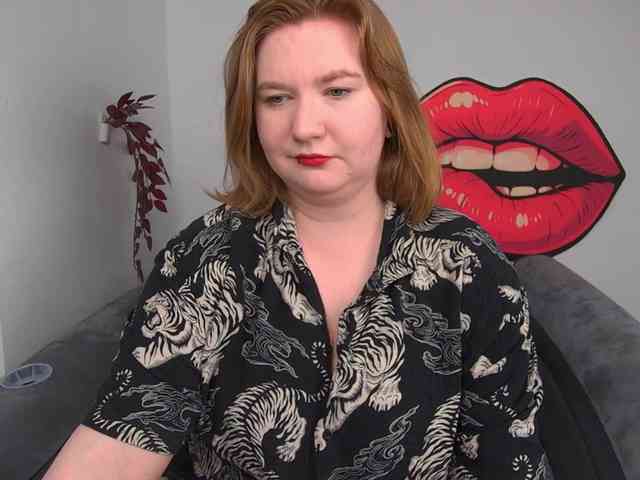 NikkiWild webcam