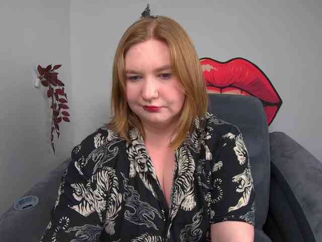 NikkiWild webcam