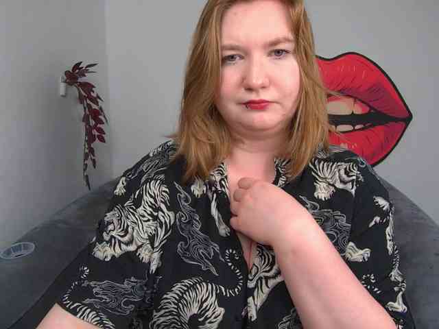 NikkiWild webcam
