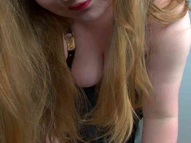 NikkiWild webcam