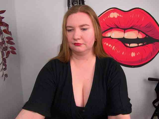 NikkiWild webcam
