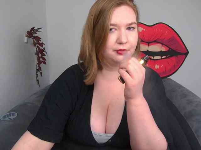 NikkiWild webcam