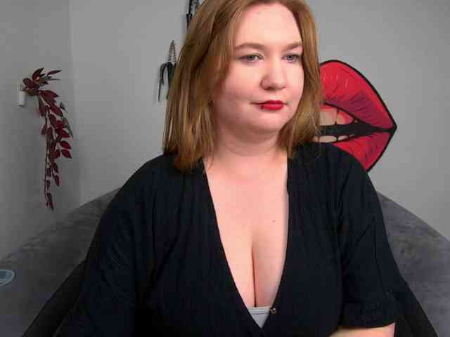 NikkiWild webcam