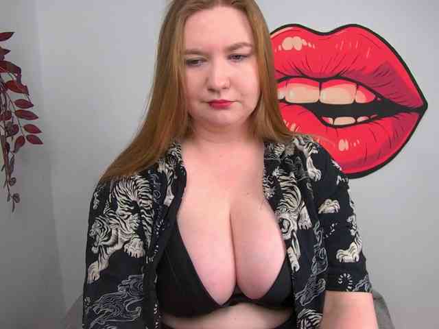 NikkiWild webcam