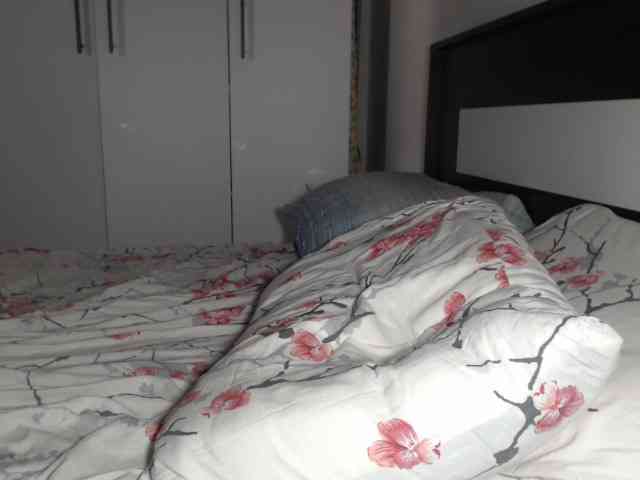 petitedanielle webcam